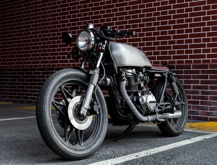 The cafe racer trap, and how to build something you ride