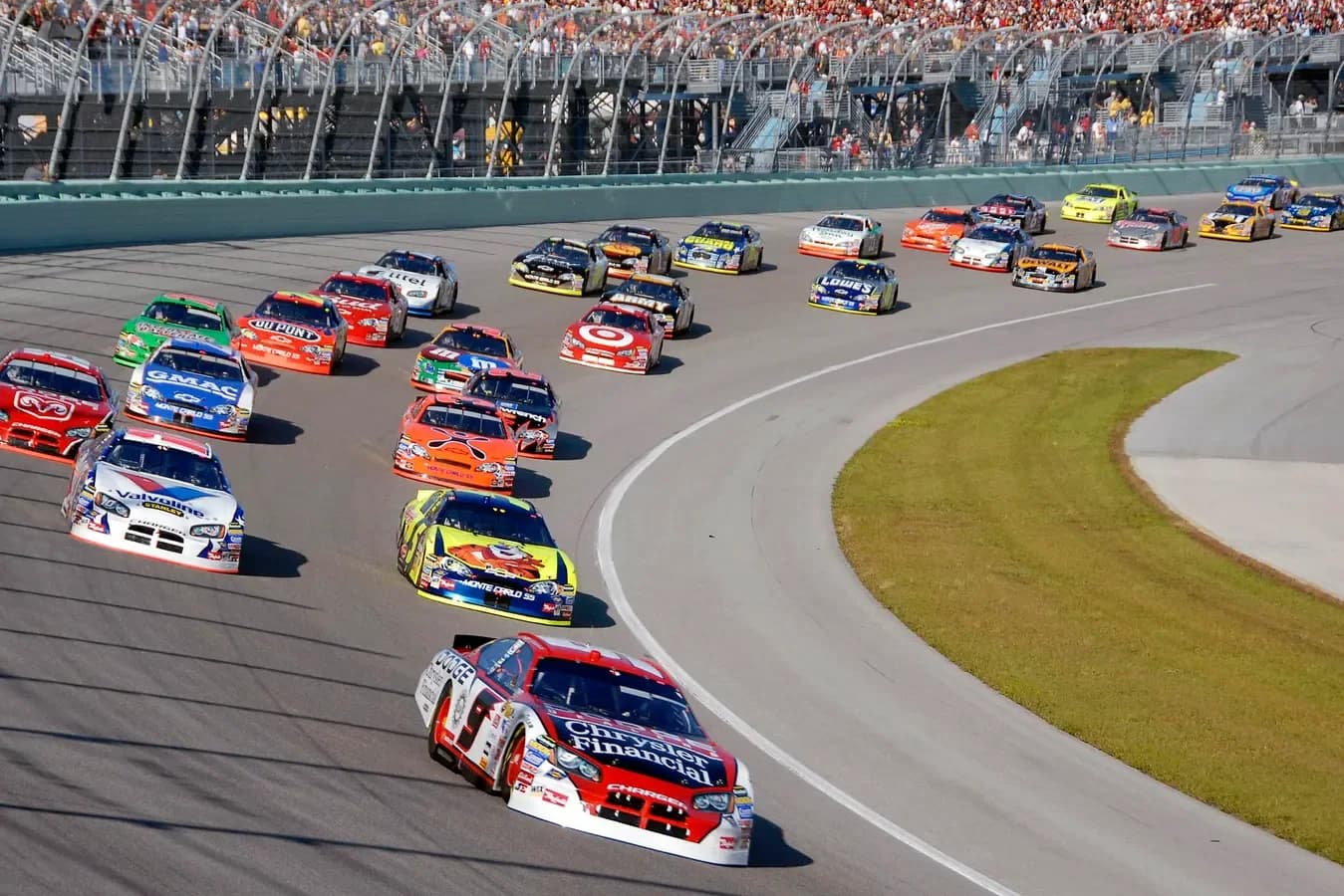 Nobody who calls oval racing easy has looked closely enough