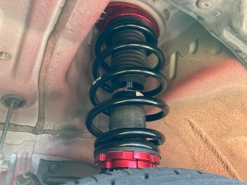 Springs, Dampers and the Stance You Can Actually Use
