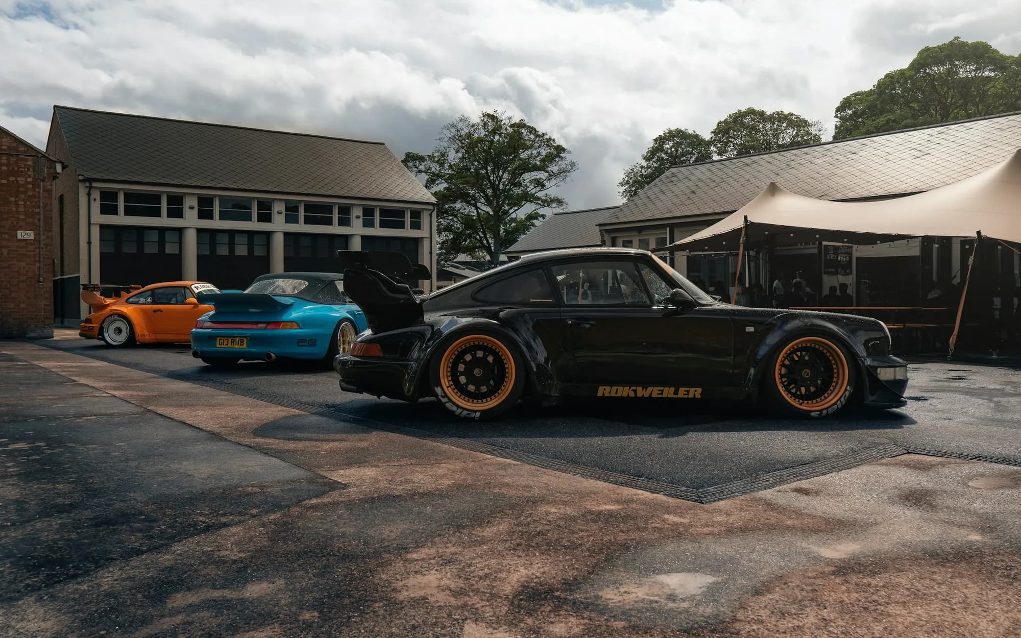 Building a Widebody 911: Flares, Track Width, Fitment