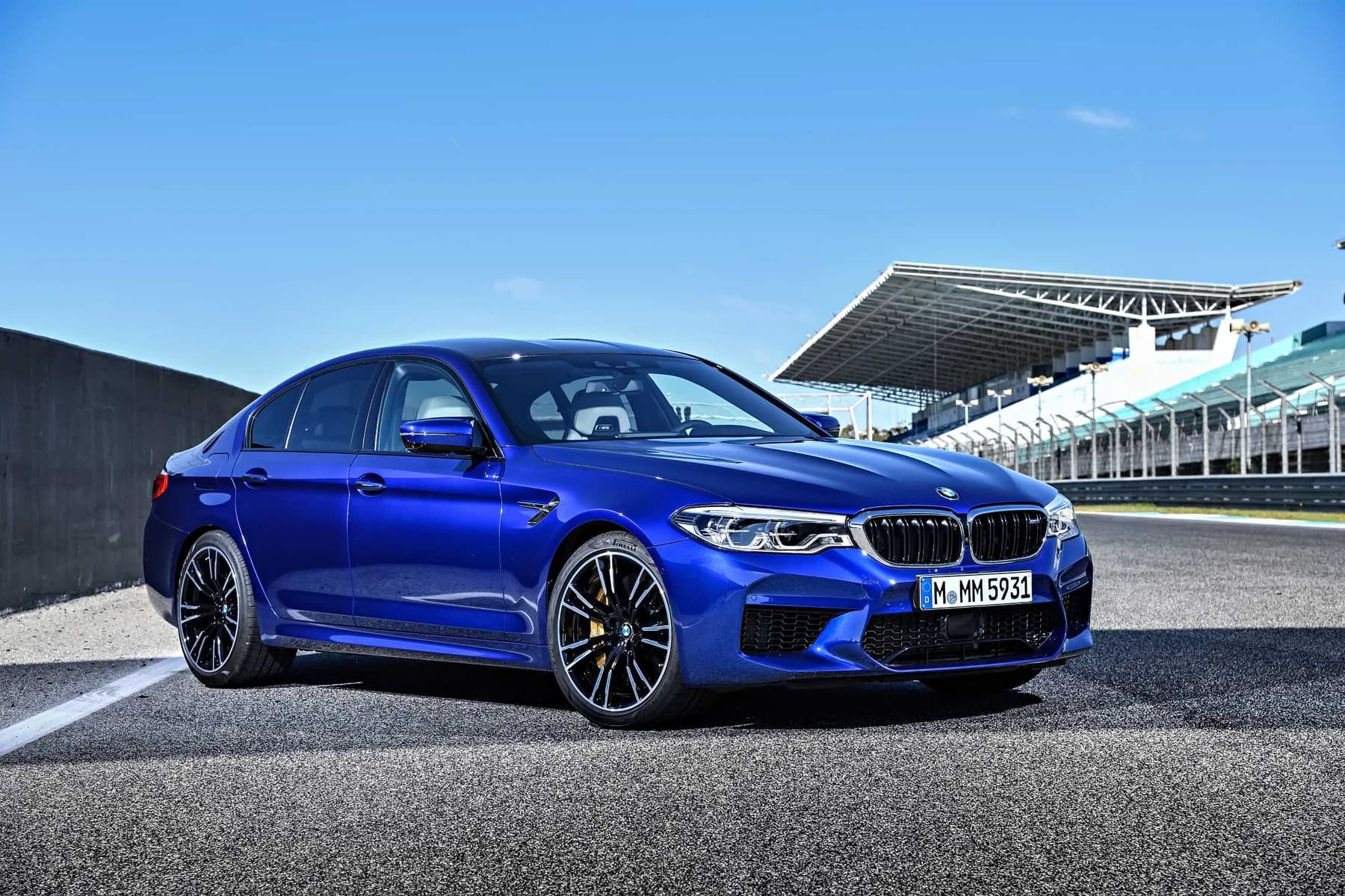BMW F90 M5 group